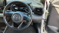 Toyota Yaris 1.5 Hybrid Dynamic 5dr CVT Hybrid Hatchback